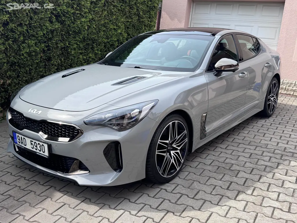 KIA Stinger GT 3.3 T-GDI 1. majitel, odpočet DPH